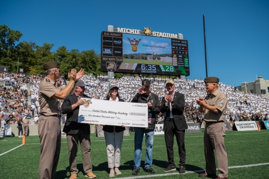 West Point Classes of 1975, 1980 Give Back 